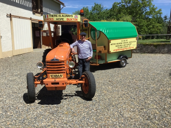 John Elliott en tracteur contre la SLA - ARSLA Maladie de Charcot